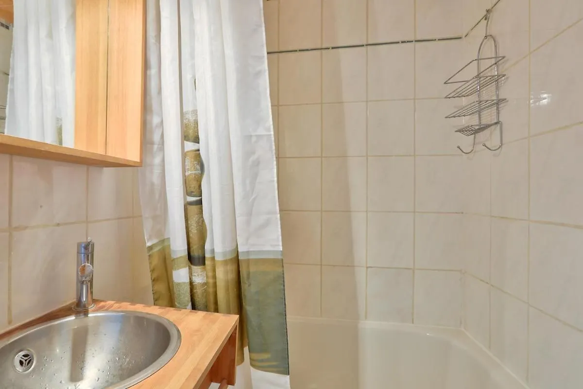 Lovely 1 Bedroom Near Sacre-Coeur Basilica 파리 아파트